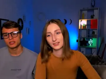 glossybabe_ – webcam model profile photo Image 13