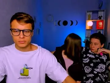 glossybabe_ – webcam model profile photo Image 15