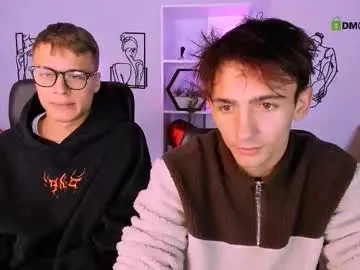 glossybabe_ – webcam model profile photo Image 19