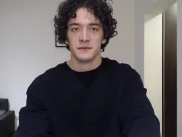 millemimi – webcam model profile photo Image 11