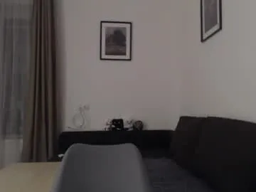 millemimi – webcam model profile photo Image 12