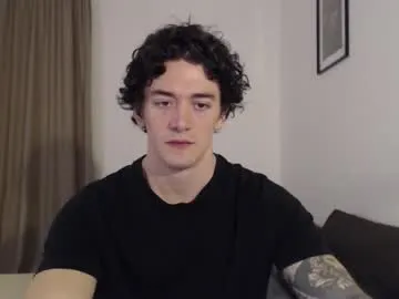 millemimi – webcam model profile photo Image 14