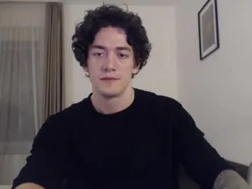 millemimi – webcam model profile photo Image 16