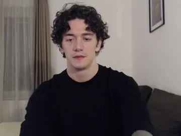 millemimi – webcam model profile photo Image 18