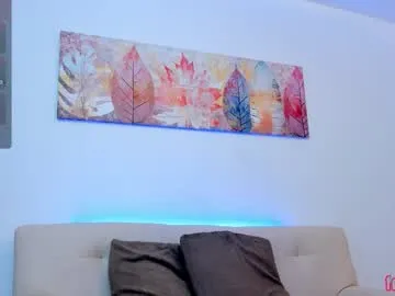 PeachGirl – webcam model profile photo Image 14