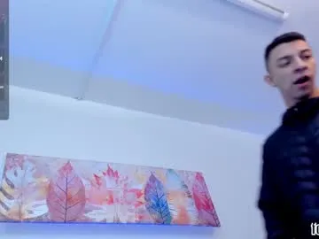 PeachGirl – webcam model profile photo Image 17