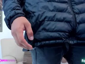 PeachGirl – webcam model profile photo Image 5