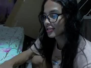 mayadashaaa – webcam model profile photo Image 6