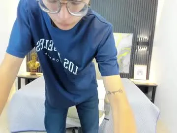 to4ka-gi – webcam model profile photo Image 8