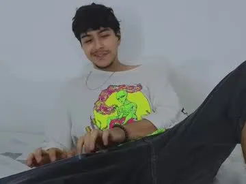 Ellidi – webcam model profile photo Image 7