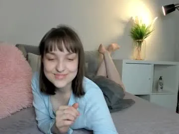 LuxBby – webcam model profile photo Image 10