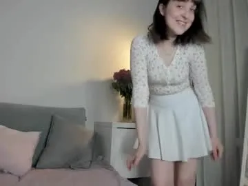 LuxBby – webcam model profile photo Image 12