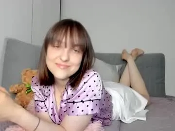 LuxBby – webcam model profile photo Image 5