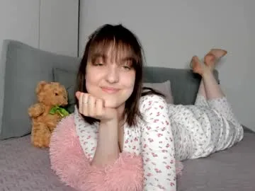 LuxBby – webcam model profile photo Image 8