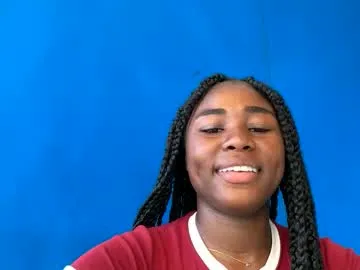 bunnydollstella – webcam model profile photo Image 17