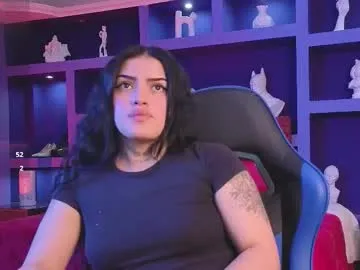 MurkaLux – webcam model profile photo Image 3