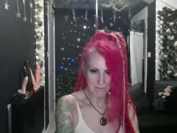 MinniMia – webcam model profile photo Image 14