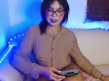 AlexisGrays – webcam model profile photo Image 18