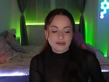 heyhorny_cb – webcam model profile photo Image 13