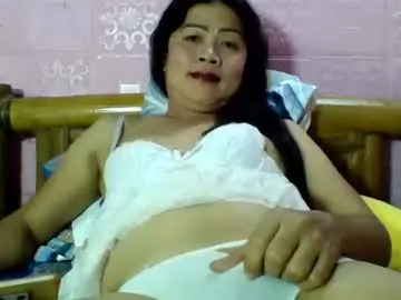 wini_fer – webcam model profile photo Image 11