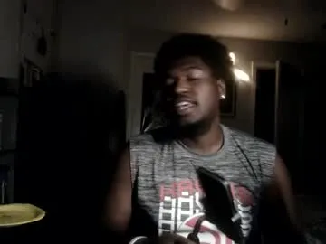 xlunami – webcam model profile photo Image 9