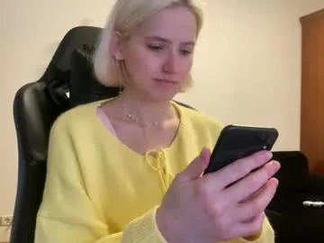 blooming_soul – webcam model profile photo Image 18