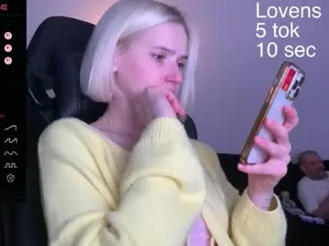 blooming_soul – webcam model profile photo Image 19