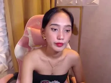 nikol_je – webcam model profile photo Image 2