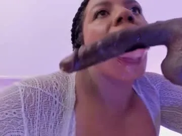 your_dolls – webcam model profile photo Image 14