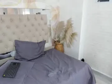 orchide_ – webcam model profile photo Image 4