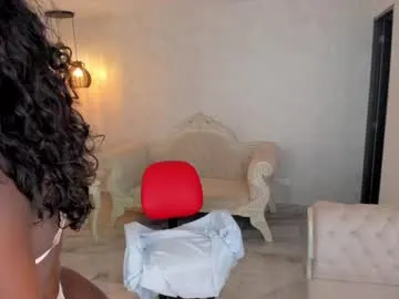 shantallknowless Image 4