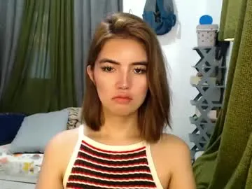 MinniMia – webcam model profile photo Image 7