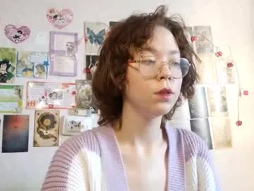 serenagrant – webcam model profile photo Image 15