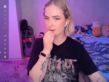 shyfoxxxy's Thumb Image