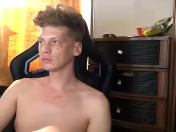 Lorablu – webcam model profile photo Image 9