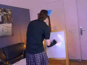 deva_alice – webcam model profile photo Image 14