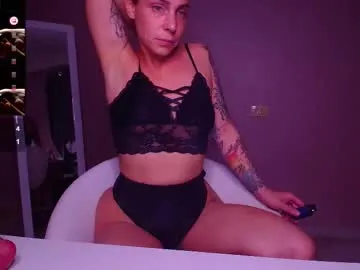 lila_elliot – webcam model profile photo Image 15