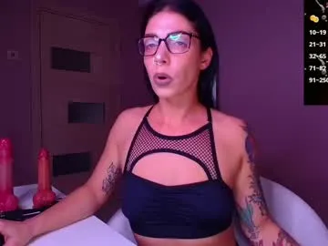 lila_elliot – webcam model profile photo Image 2