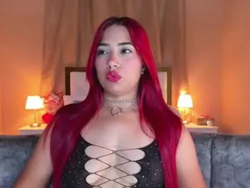 Linnea – webcam model profile photo Image 4