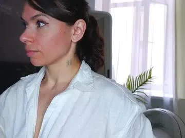 bridgetjean – webcam model profile photo Image 4