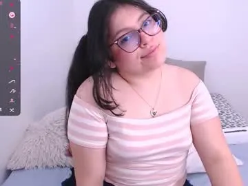 yourfavorite_bigclit – webcam model profile photo Image 3