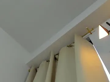 rebecamarshall – webcam model profile photo Image 2