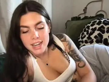 vixenvictoriaa – webcam model profile photo Image 7