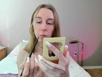 polly_wolf – webcam model profile photo Image 14