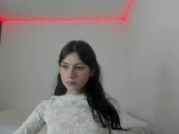 bunnydollstella – webcam model profile photo Image 4