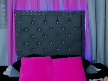 Likachkaa – webcam model profile photo Image 15