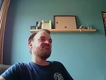 WhoreRobot – webcam model profile photo Image 14