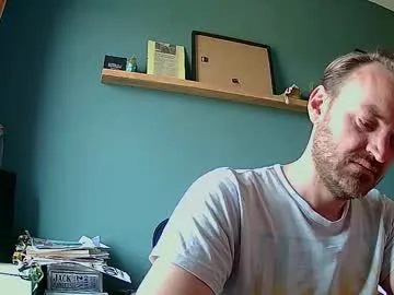 WhoreRobot – webcam model profile photo Image 9