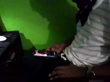 naughtysextime – webcam model profile photo Image 4