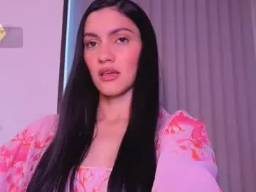 just_emilyy – webcam model profile photo Image 14